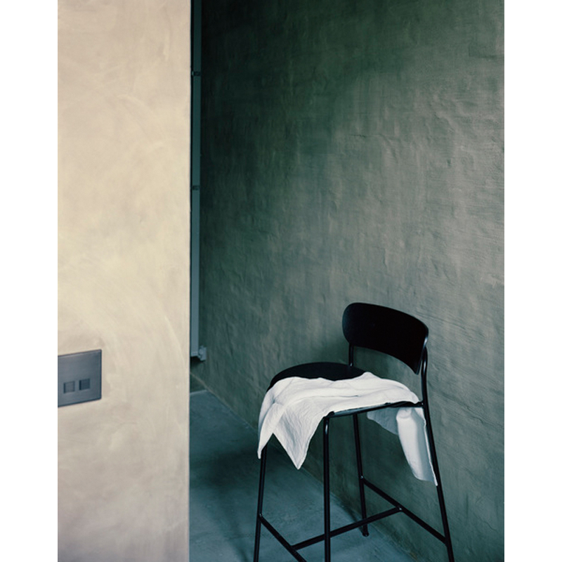 Tabouret haut PAVILION AV7 Noir AND TRADITION