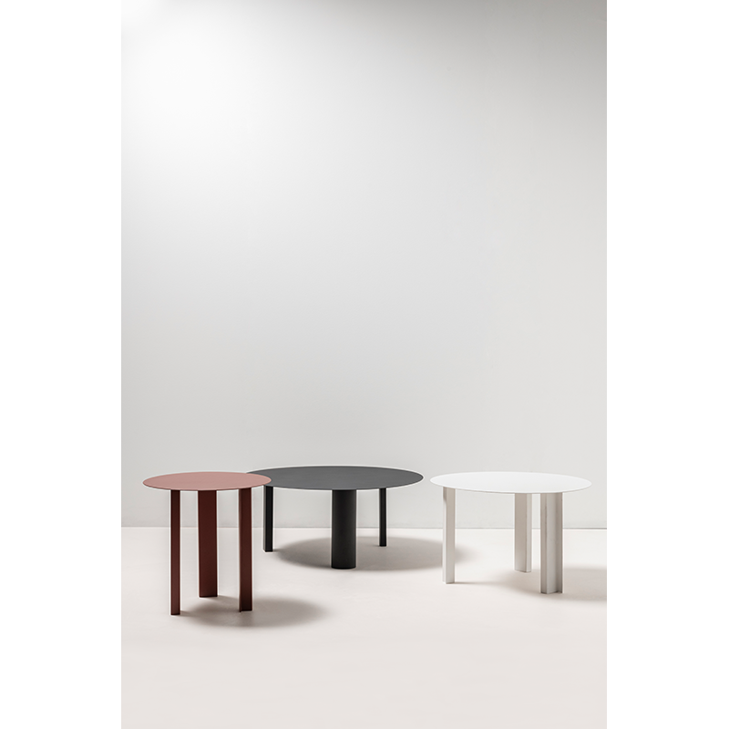 Table d'appoint guéridon TUBES S Rouge SERAX
