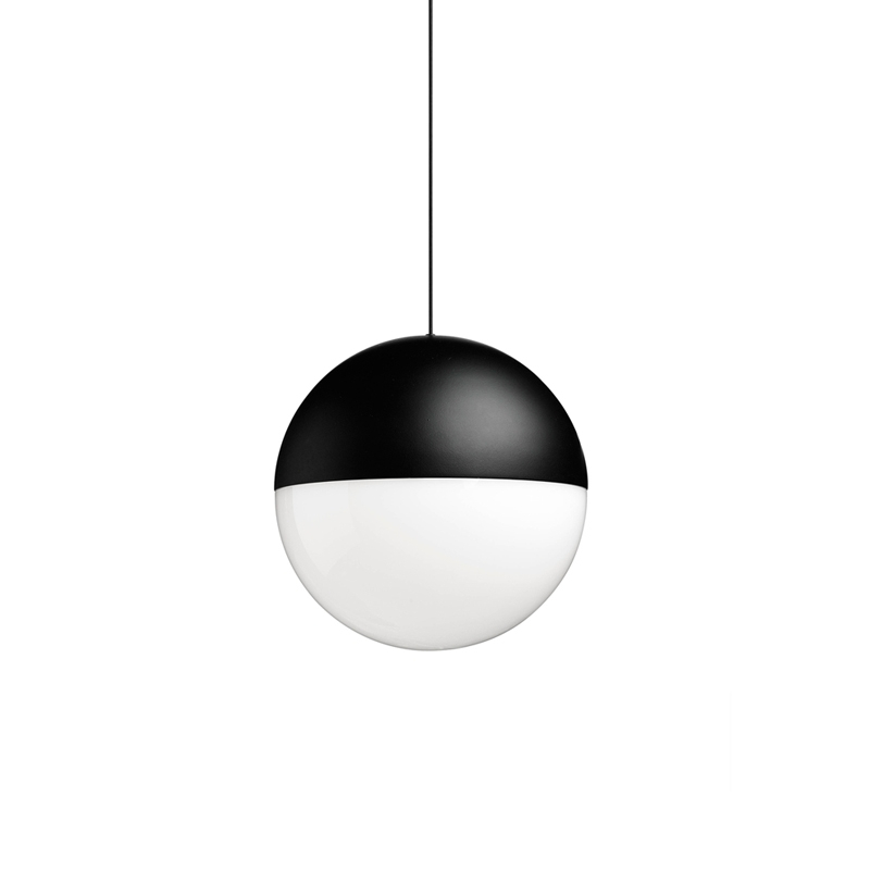 Suspension STRING LIGHT SPHERE Noir FLOS