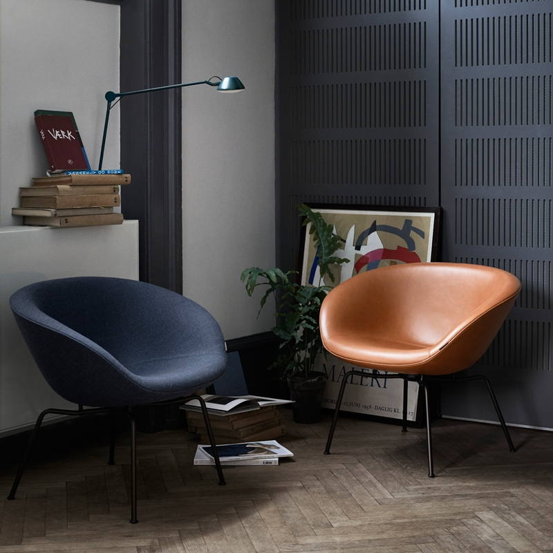 POT Black Leather
