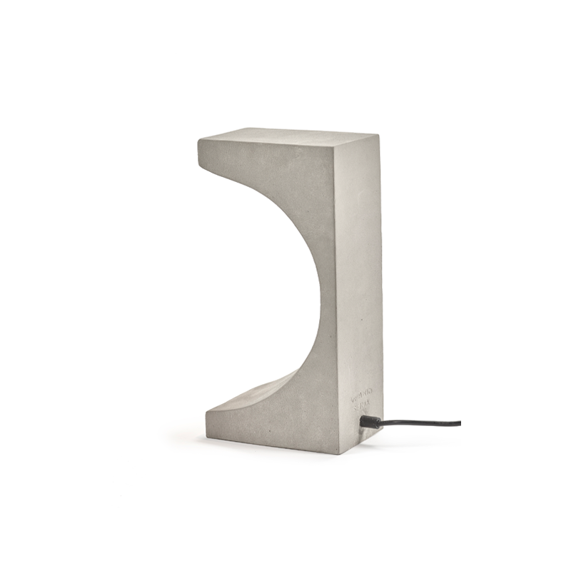 Lampe à poser TANGENT Béton gris clair SERAX