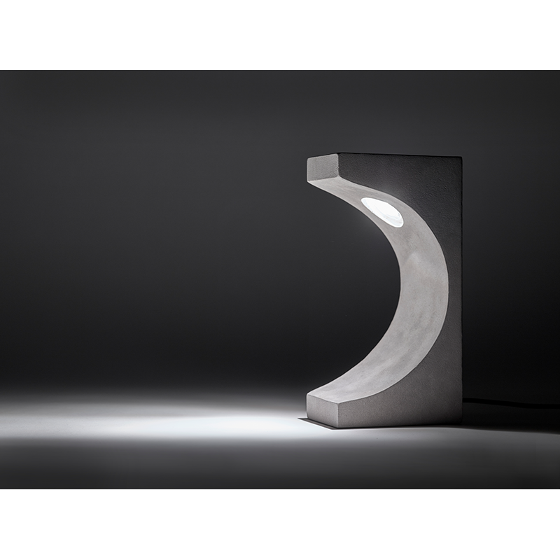 Lampe à poser TANGENT Béton gris clair SERAX