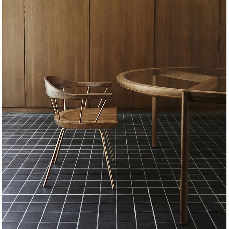 Chaise SPINDLE Noyer/ laiton satiné  BASSAMFELLOWS