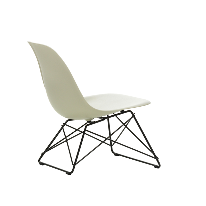 Fauteuil EAMES PLASTIC CHAIR LSR Gris galet RE/ noir finition époxy VITRA