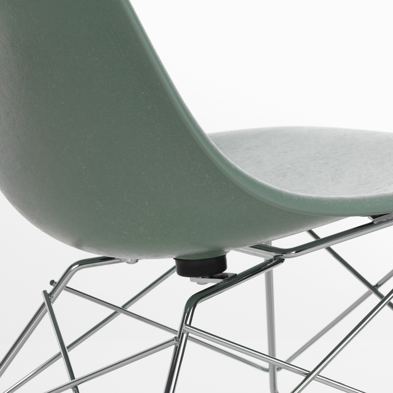Fauteuil EAMES FIBERGLASS CHAIR LSR Vert mousse/ chromé brillant VITRA