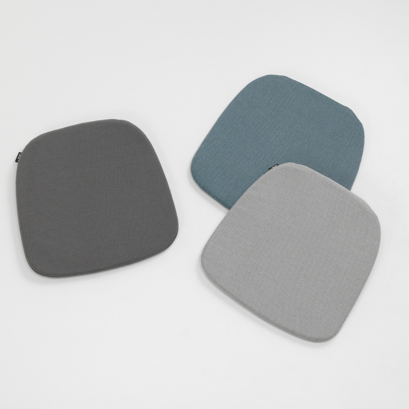 Coussin Coussin d'assise SOFT SEAT OUTDOOR Type A Simmons 53 blanc/bleu acier VITRA