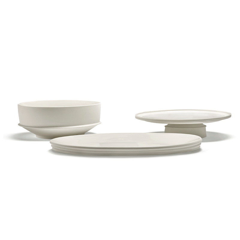 Plateau, plat Plat de service oval DUNE L Blanc albâtre SERAX