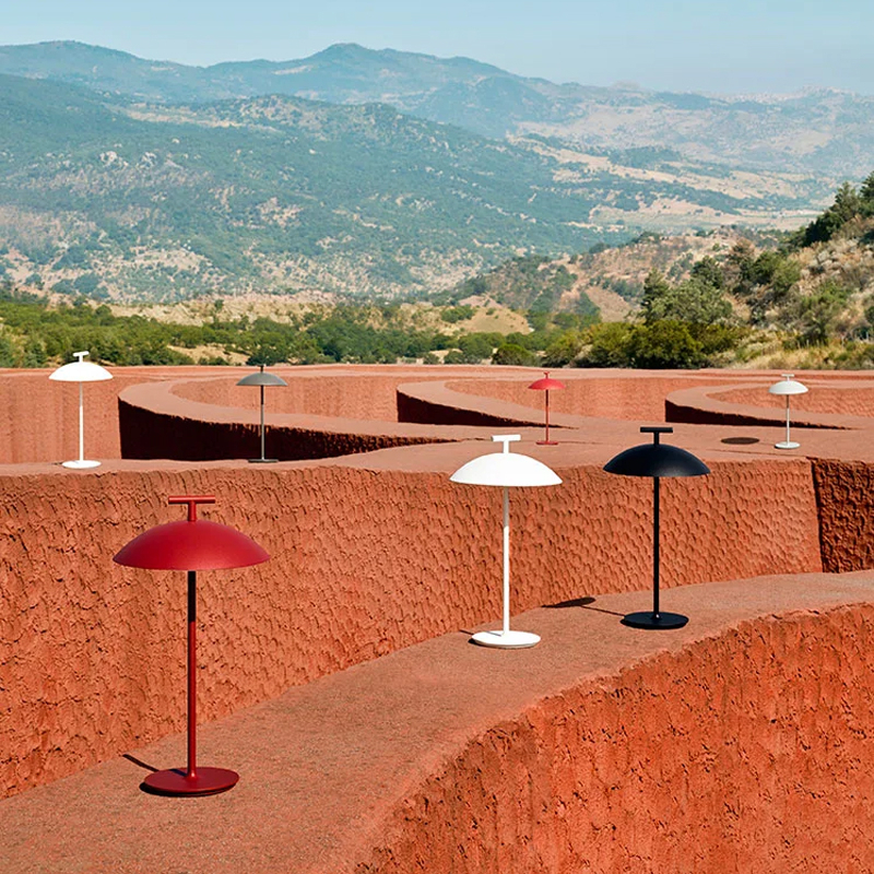 Lampe à poser MINI GEEN-A PORTABLE Rouge brique KARTELL