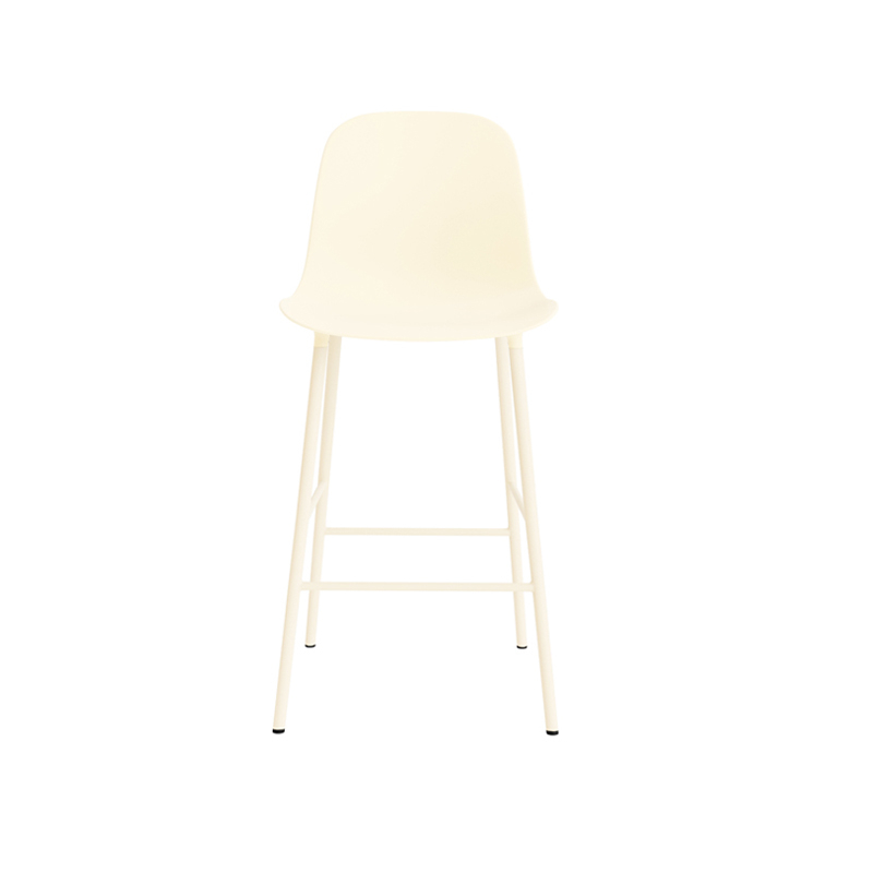 Tabouret haut FORM BAR CHAIR Crème Normann Copenhagen