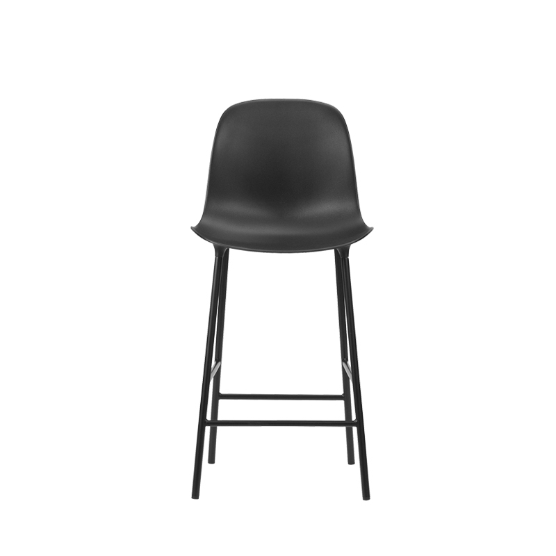 Tabouret haut FORM BAR CHAIR Noir Normann Copenhagen