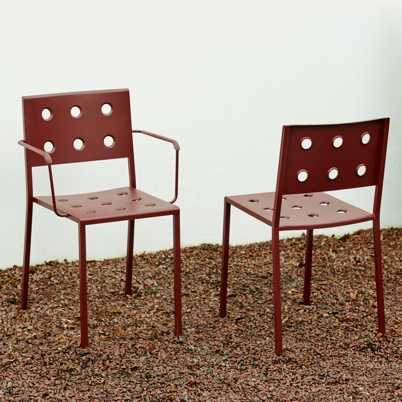 Chaise extérieur Chaise BALCONY DINING avec accoudoirs Rouge fer HAY