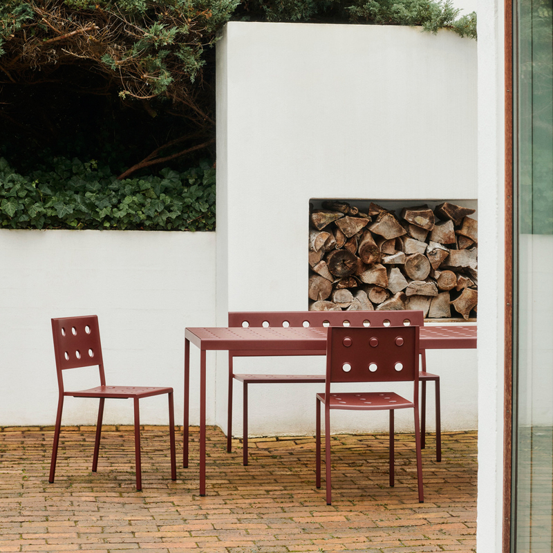 Banc extérieur Banc BALCONY DINING Rouge fer HAY
