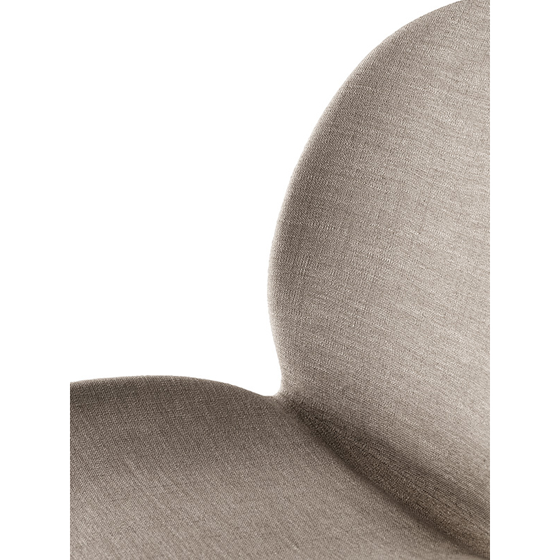 Chaise LODGE Ruskin 04 / chêne foncé VIPP