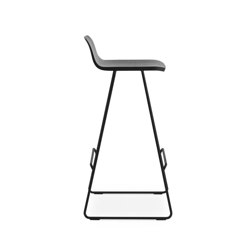 Tabouret haut JUST BARSTOOL Noir Normann Copenhagen