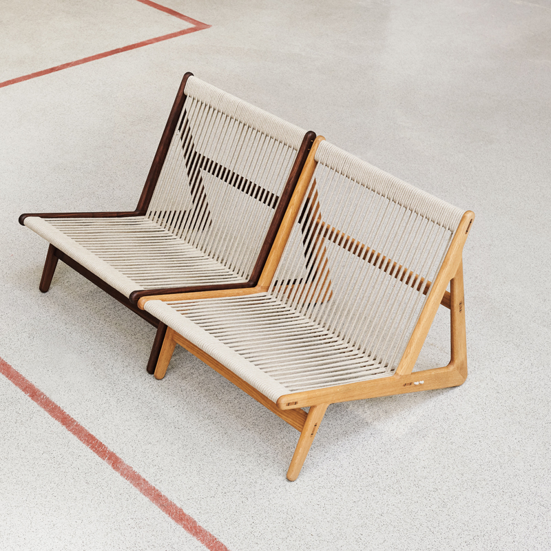 Fauteuil extérieur MR01 INITIAL Noyer GUBI