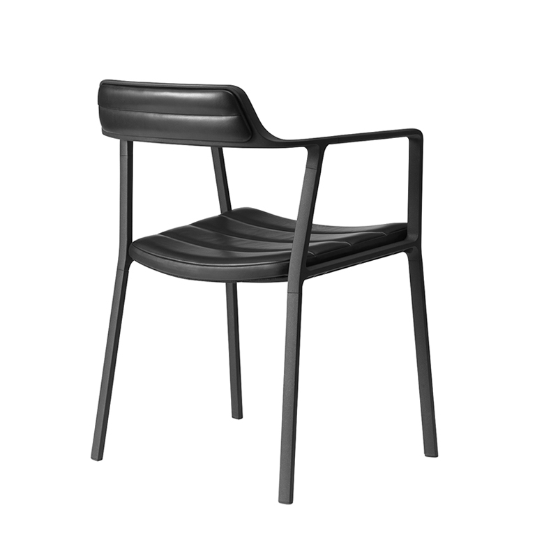 Chaise VIPP451 Cuir noir/ noir VIPP