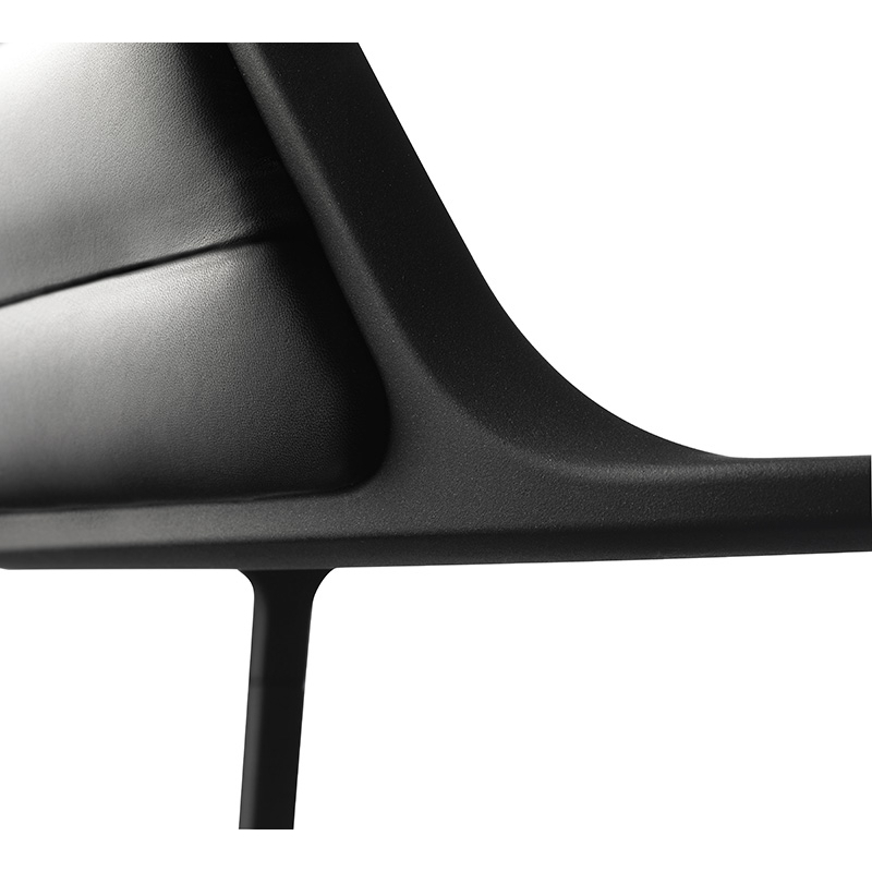 Chaise VIPP451 Cuir noir/ noir VIPP