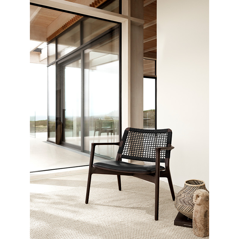 Fauteuil CABIN Cuir noir/ chêne foncé VIPP