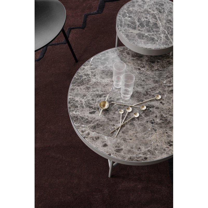 Table d'appoint guéridon MARBLE Medium Marbre Marquina noir FERM LIVING