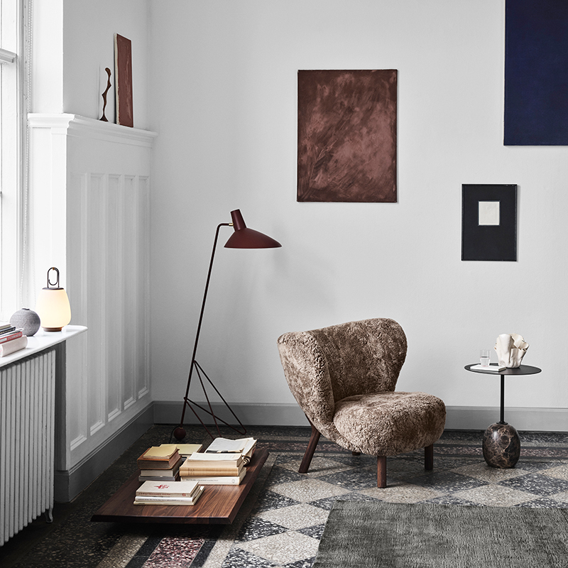 Fauteuil LITTLE PETRA VB1 Sheepskin Sahara AND TRADITION