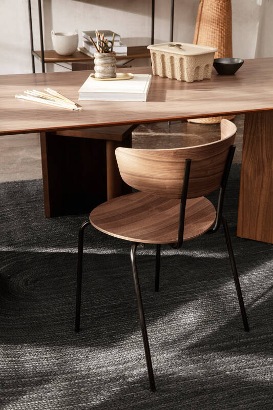 Chaise HERMAN Noyer FERM LIVING