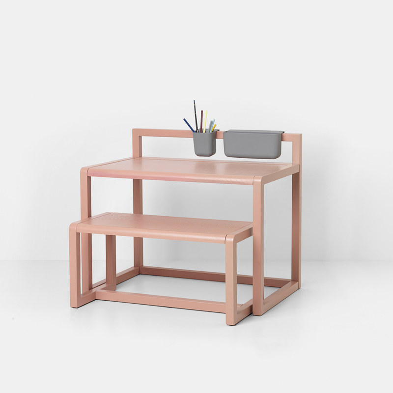 Siège enfant Banc enfant LITTLE ARCHITECT Rouge coquelicot FERM LIVING