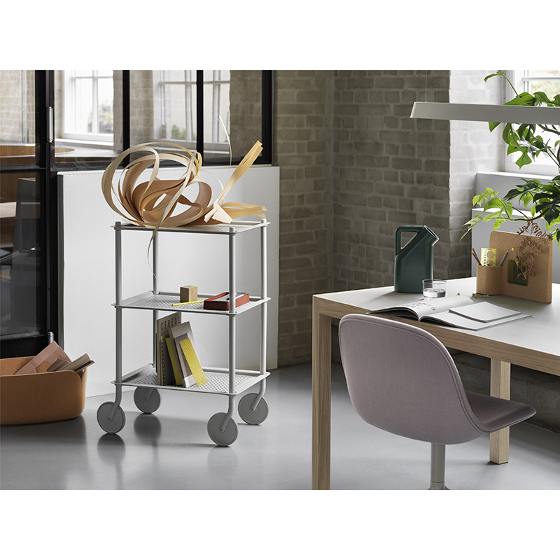Desserte FLOW TROLLEY 3 niveaux Gris MUUTO
