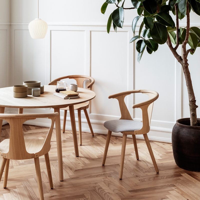 Table IN BETWEEN SK4 Chêne AND TRADITION
