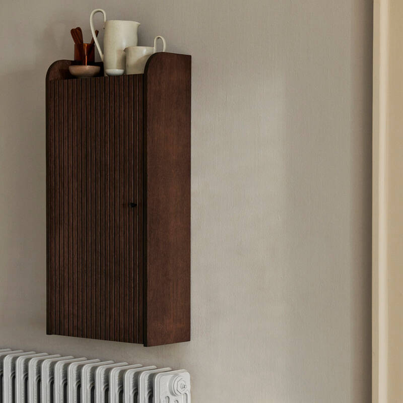 Meuble de rangement SILL mural Chêne foncé Chêne foncé FERM LIVING
