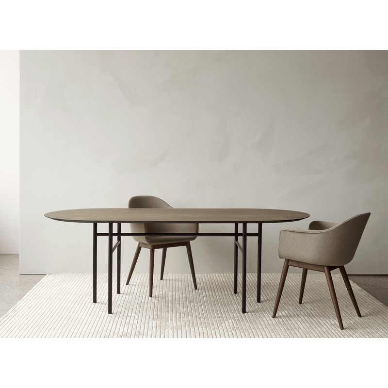 Table SNAREGADE Ovale Chêne foncé AUDO COPENHAGEN