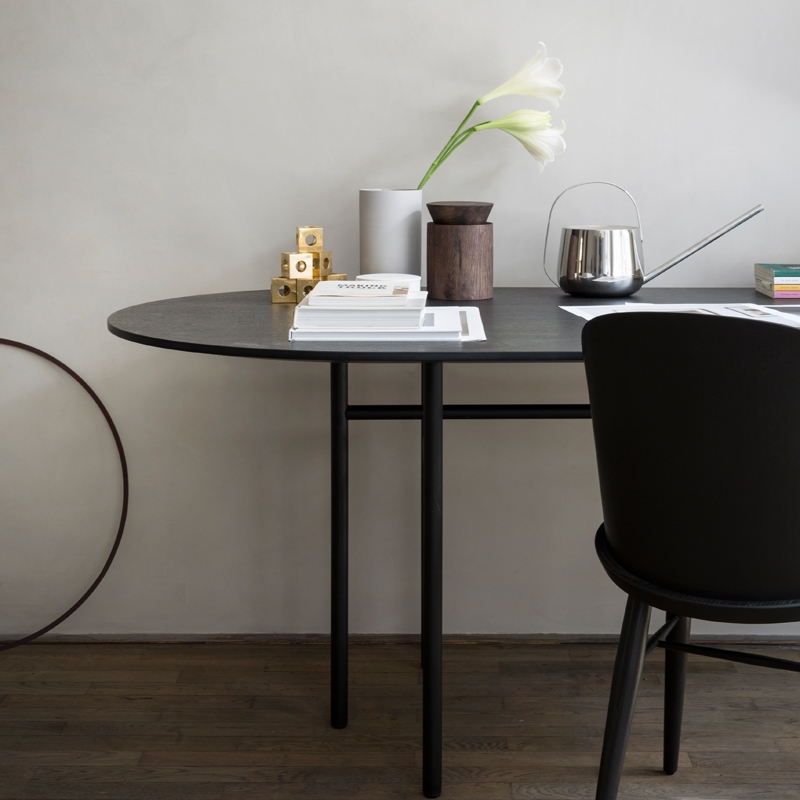 Table SNAREGADE Ovale Noir AUDO COPENHAGEN