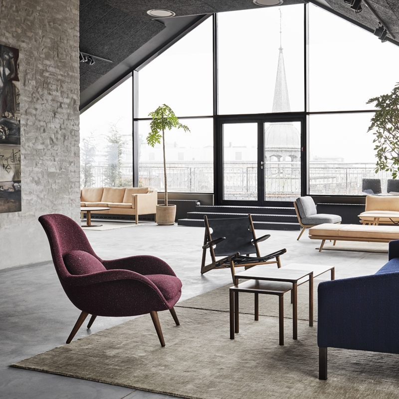 Fauteuil SWOON LOUNGE Bleu foncé 792 FREDERICIA