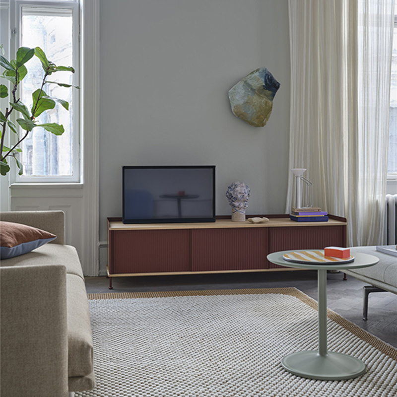 Meuble de rangement ENFOLD Buffet L 186 Chêne/ rouge foncé MUUTO
