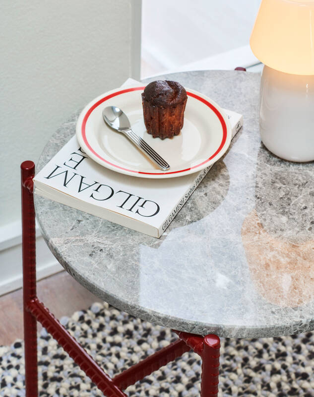 Table d'appoint guéridon REBAR Ø 45 marbre Marbre gris/ rouge HAY