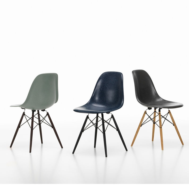 Chaise EAMES FIBERGLASS CHAIR DSW Rouge orange Eames VITRA