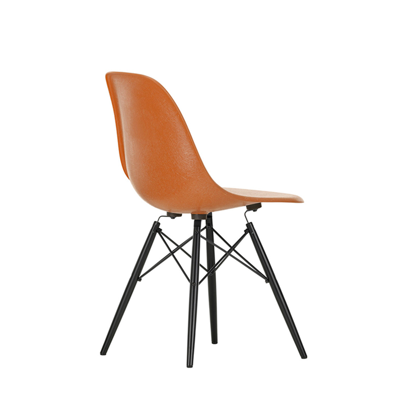 Chaise EAMES FIBERGLASS CHAIR DSW Rouge orange Eames VITRA