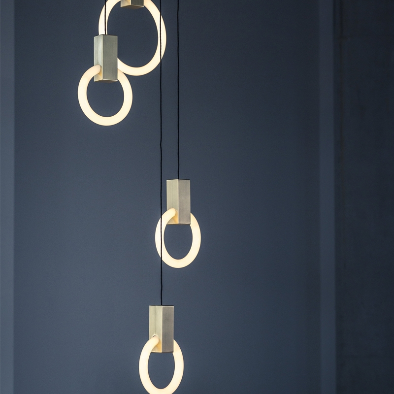 Suspension HALO 8 Laiton MATTHEW MCCORMICK