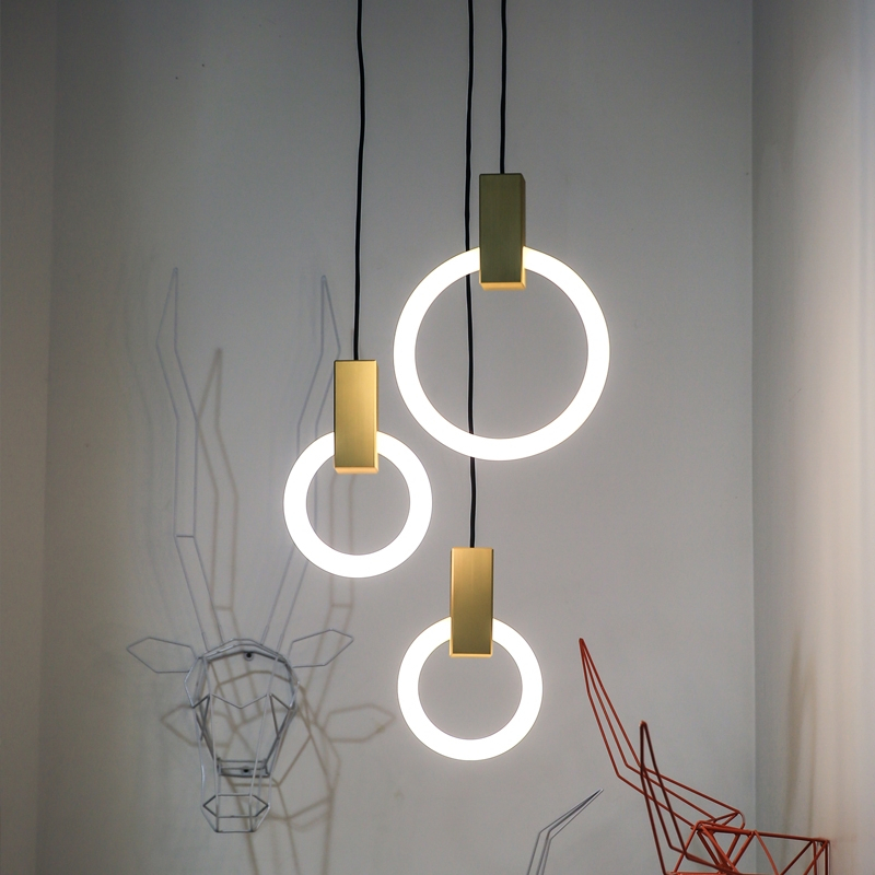 Suspension HALO 8 Laiton MATTHEW MCCORMICK
