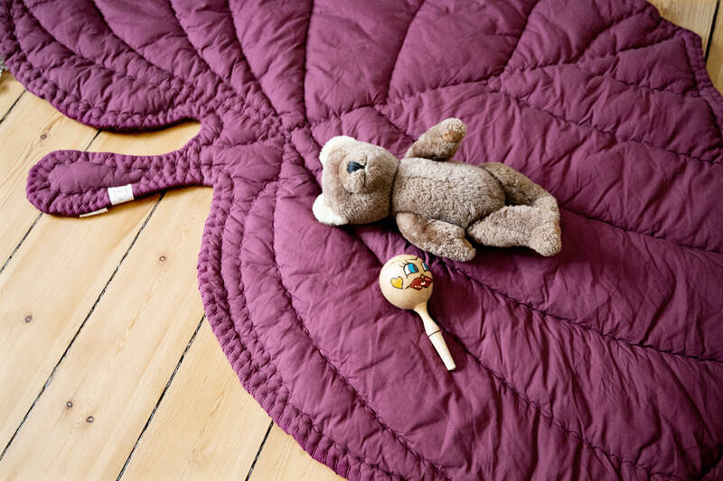 Textile enfant Tapis de jeu LEAF BLANKET Bordeaux NOFRED