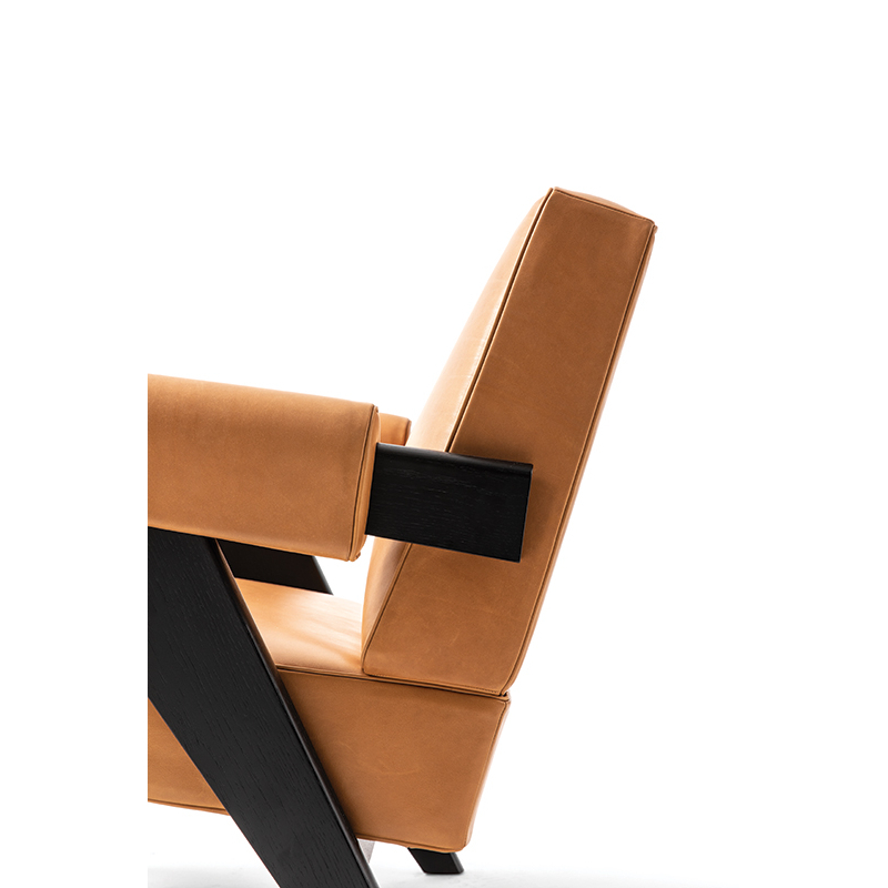 Fauteuil CAPITOL COMPLEX Cuir Naturale vert / chêne teinté noir CASSINA