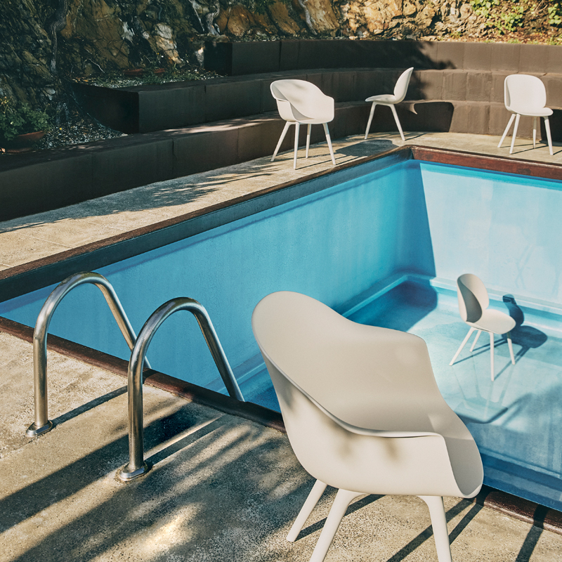 Chaise extérieur BAT OUTDOOR Blanc albâtre GUBI