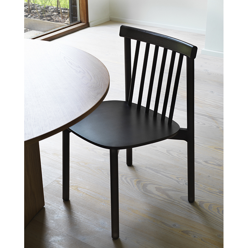 Chaise PIND Frêne teinté noir Normann Copenhagen