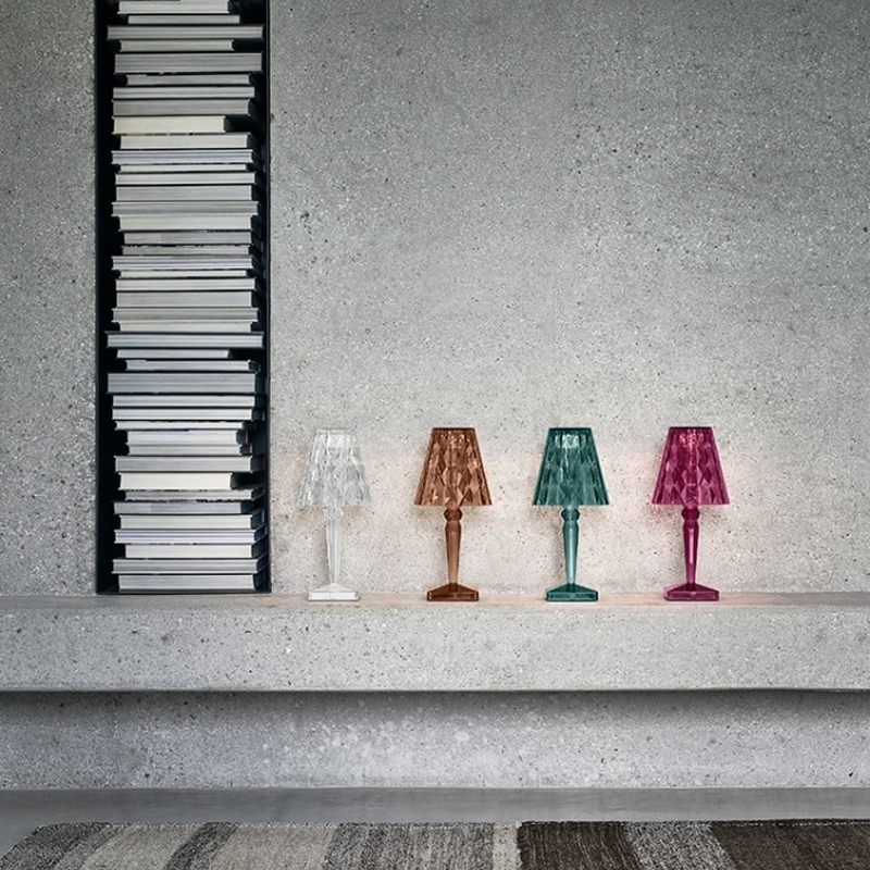Lampe à poser BIG BATTERY Bleu clair KARTELL