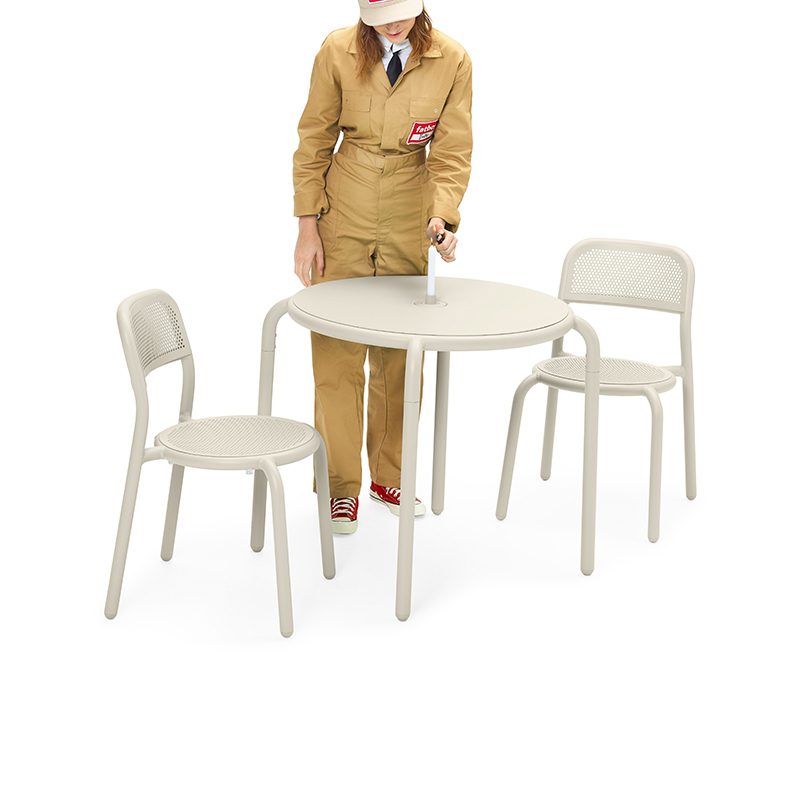 Table extérieur TONÍ BISTREAU Desert FATBOY