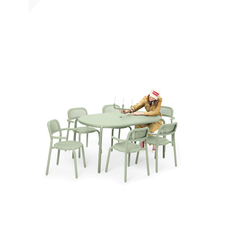 Table extérieur TONÍ TAVOLO 6 personnes Vert brouillard FATBOY