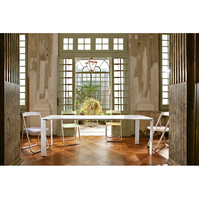 Table FOUR Noir KARTELL