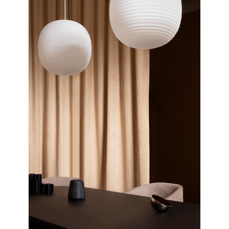 Suspension LANTERN Verre opale blanc givré NEW WORKS