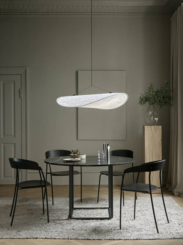Chaise MISSING avec accoudoirs Chêne noir NEW WORKS
