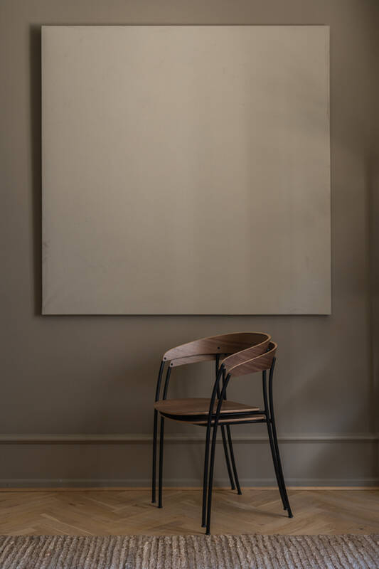 Chaise MISSING avec accoudoirs Noyer NEW WORKS