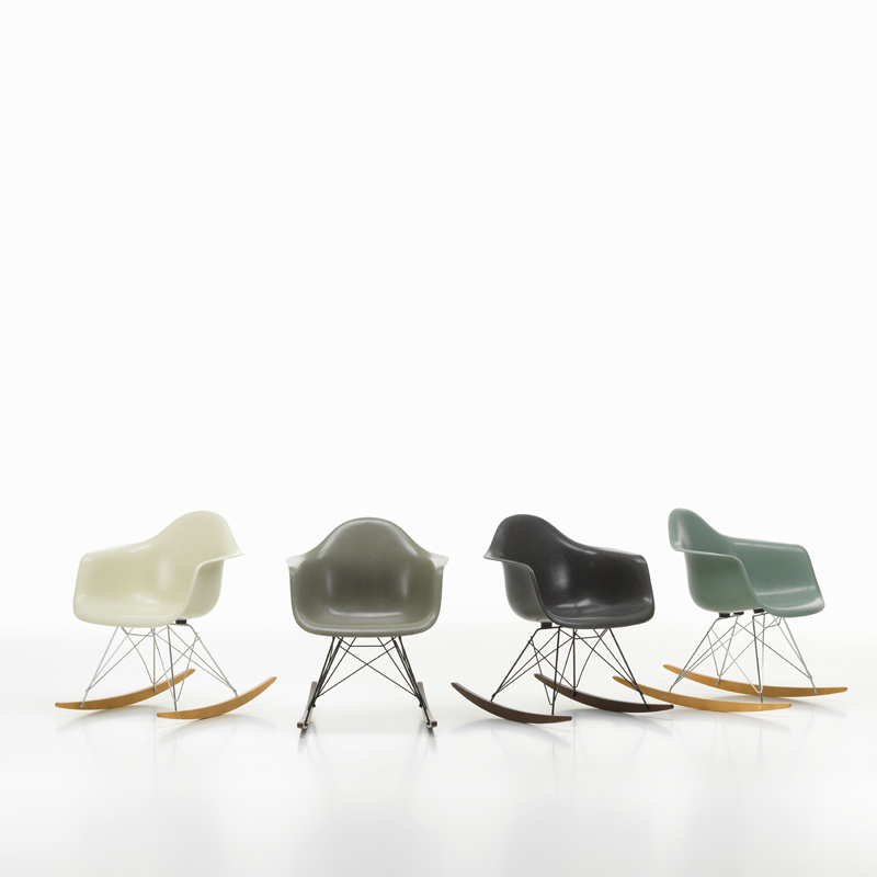 Fauteuil EAMES FIBERGLASS ARMCHAIR RAR Gris foncé Eames VITRA